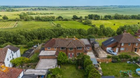 Cadborough Cliff, Rye, TN31