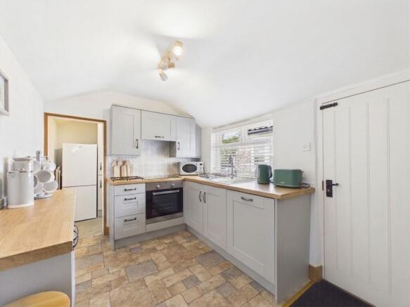 2 bed Terraced for sale Image 4