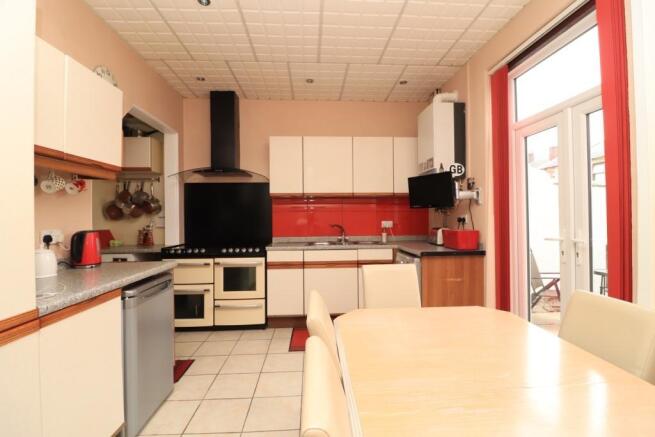 Dining kitchen