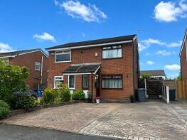 11a, Hilary Avenue, Oldham OL8 2TD