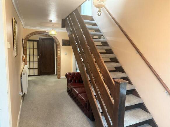 Hallway.jpg