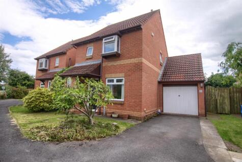 Henshaw Drive, Ingleby Barwick