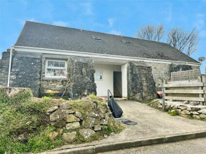 Carew Close, St. Day, Redruth, Cornwall, TR16