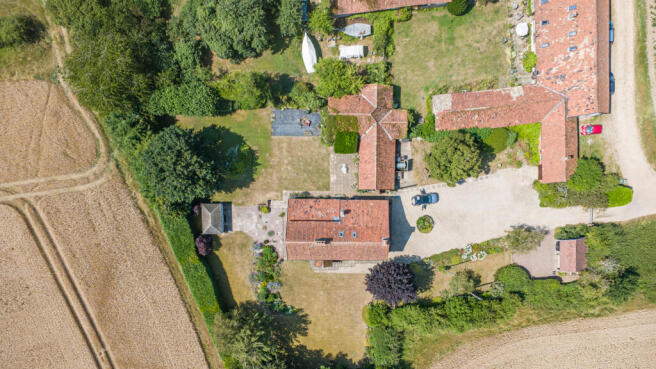 Wood Farm Reymerston - Anna Charles-34 T202607091632.jpg