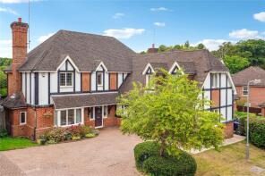 8, Laurel Bank, Hemel Hempstead HP3 0NX