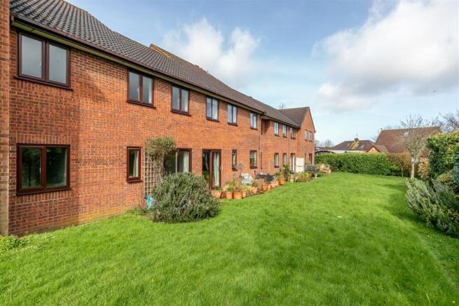 Fallodon Court, Henleaze Communal Gardens.jpg