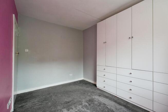 3 bed Semi-Detached for sale Image 6