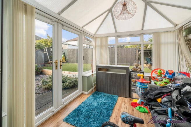 4 bed Detached for sale Image 8