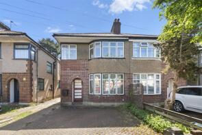 55, Parkfield Road, Northolt UB5 5NW