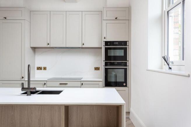 2 bed Duplex for sale Image 8