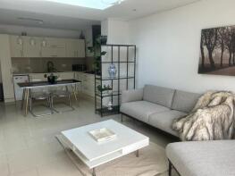 44, Blackshaw Road, London SW17 0DE
