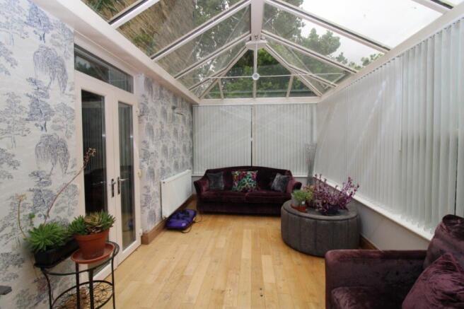 4 bed Detached for sale Image 12