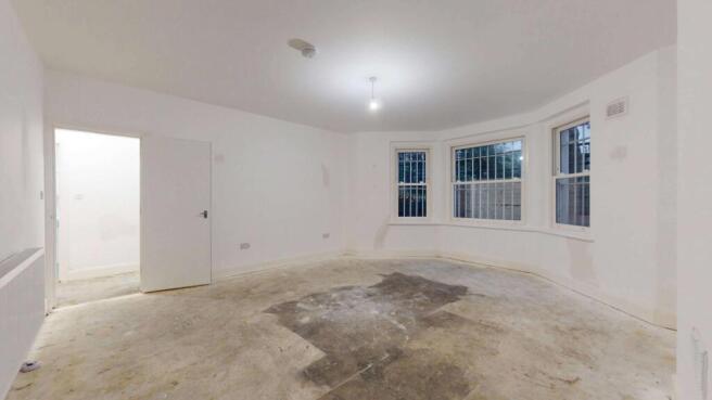 Flat 29A Holland Park Gardens, Holland Park, London, W14 8EA