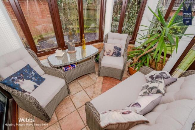 41, Redbourn Road, Bloxwich, Walsall, WS33XT-14.jp