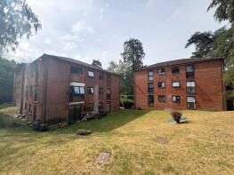 22, Hillcrest, Upper Weybourne Lane, Farnham GU9 9DH