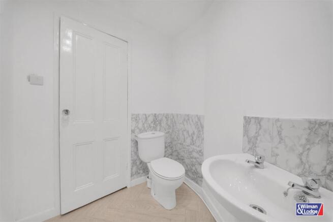 5 bed Terraced for sale Image 11