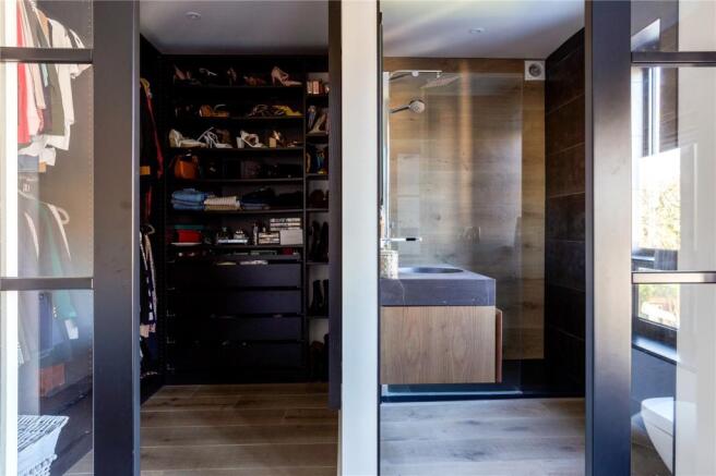 Walk In Wardrobe