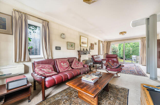 1376538-21-69134a...