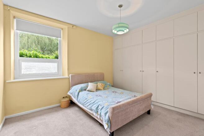 2 bed Flat for sale Image 8