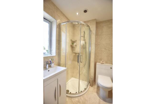 Master En-suite