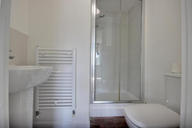 3 bed Town House for sale Image 8