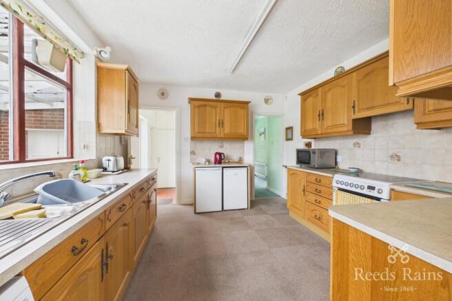 Cheviot Road, Hazel Grove, Stockport, Cheshire, SK7 photo 4