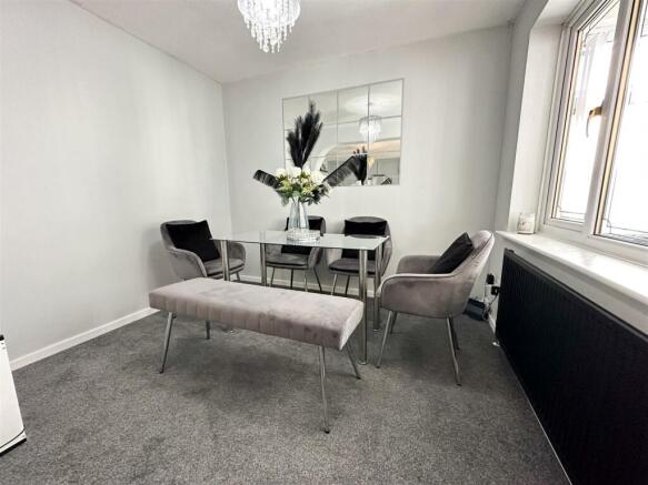 OPENPLAN LOUNGE DINING ROOM