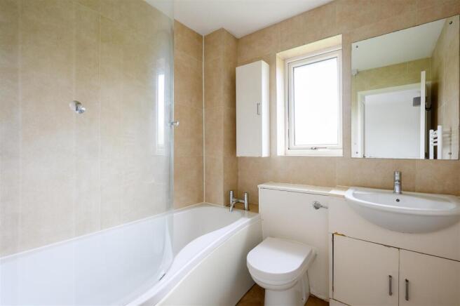 3 bed Detached for sale Image 10