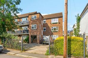 Flat 6, 118, Avenue Road, London W3 8QG