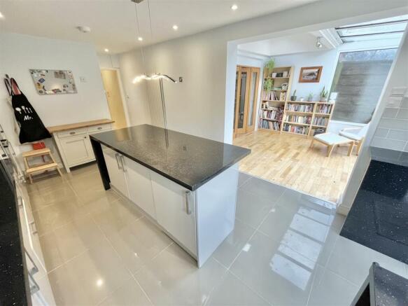 Kitchen Aspect 4