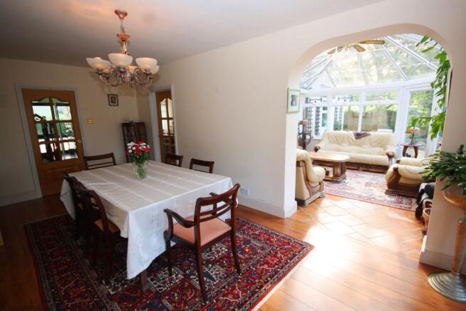 Dining Room (2) 