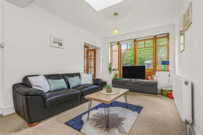 26b Langley drive-14.jpg