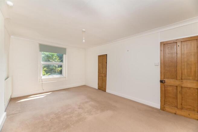 2 bed Terraced for sale Image 12