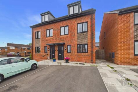 Hyacinth Close, Salford, Greater Manchester, M6