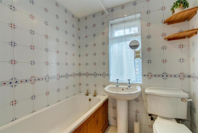 Bathroom.jpg