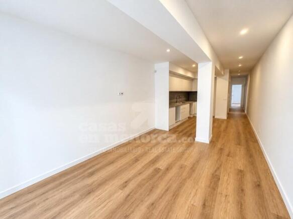 Brand new ground floor in Mahon