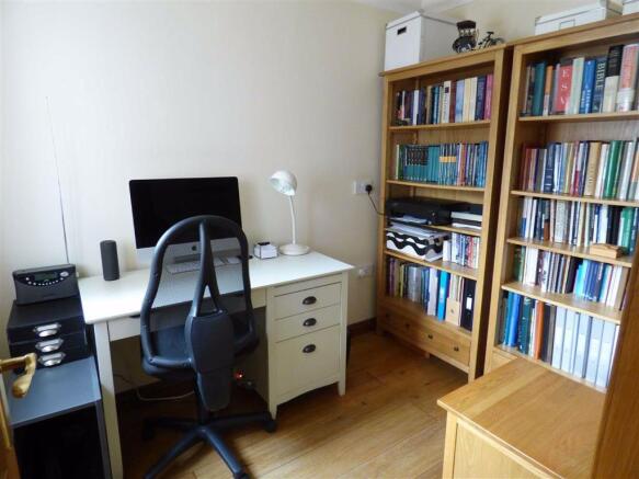 Photo 8