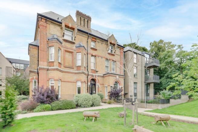 2-Norton-Lees-Man...