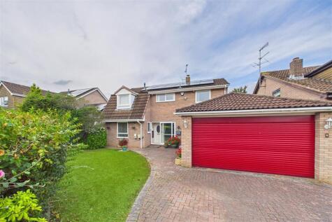 Sought-After Detached House in Nailsea