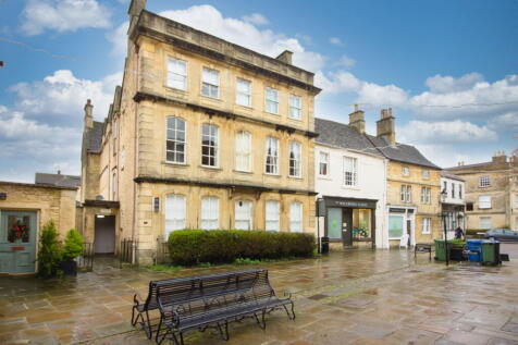 High Street, Corsham, SN13 0HQ