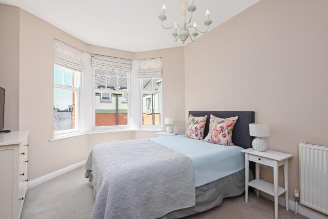 2 bed Flat for sale Image 9