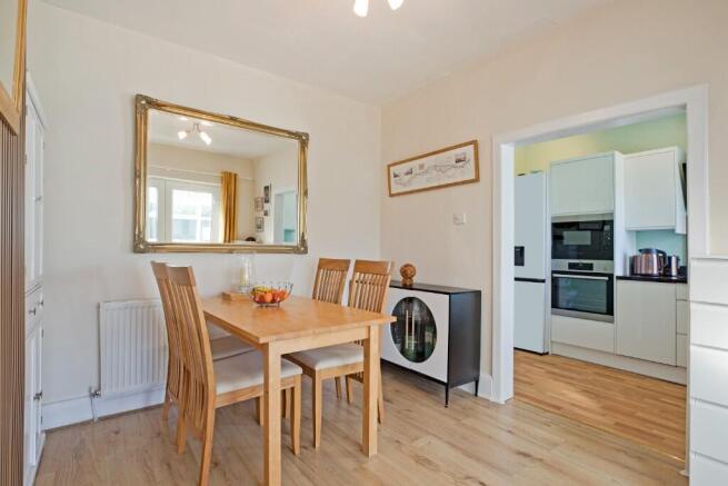 3 bed Semi-Detached for sale Image 9