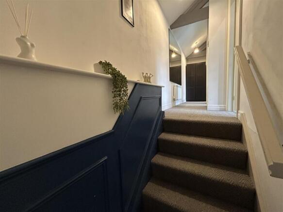 2 bed Semi-Detached for sale Image 7