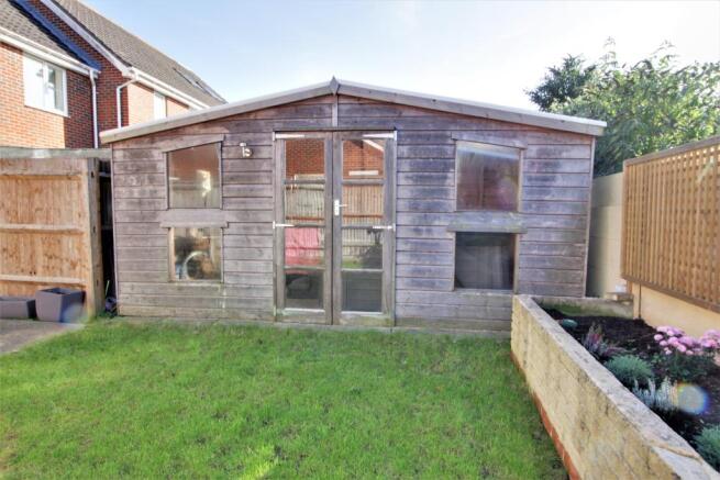 SUMMER HOUSE
