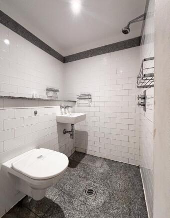 Apartment 407, 6 Oldham Road, Manchester, Greater Manchester, M4 photo 4