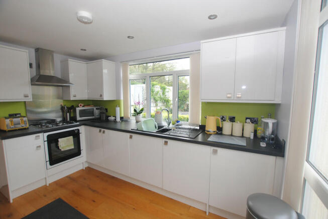 Kitchen_edited