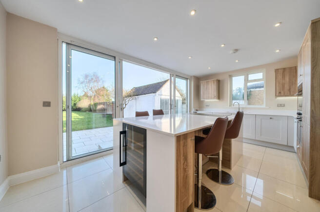 1418417-11-699f20...