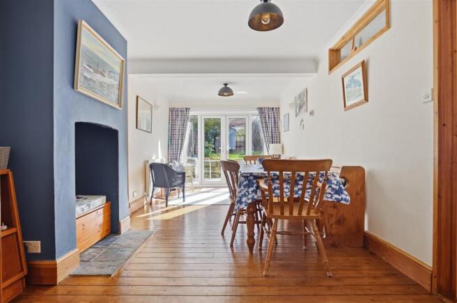 9 North Road 9.jpg