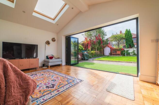 29 earls Court_1