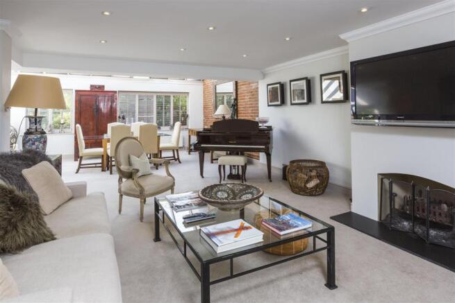 house. estate agency